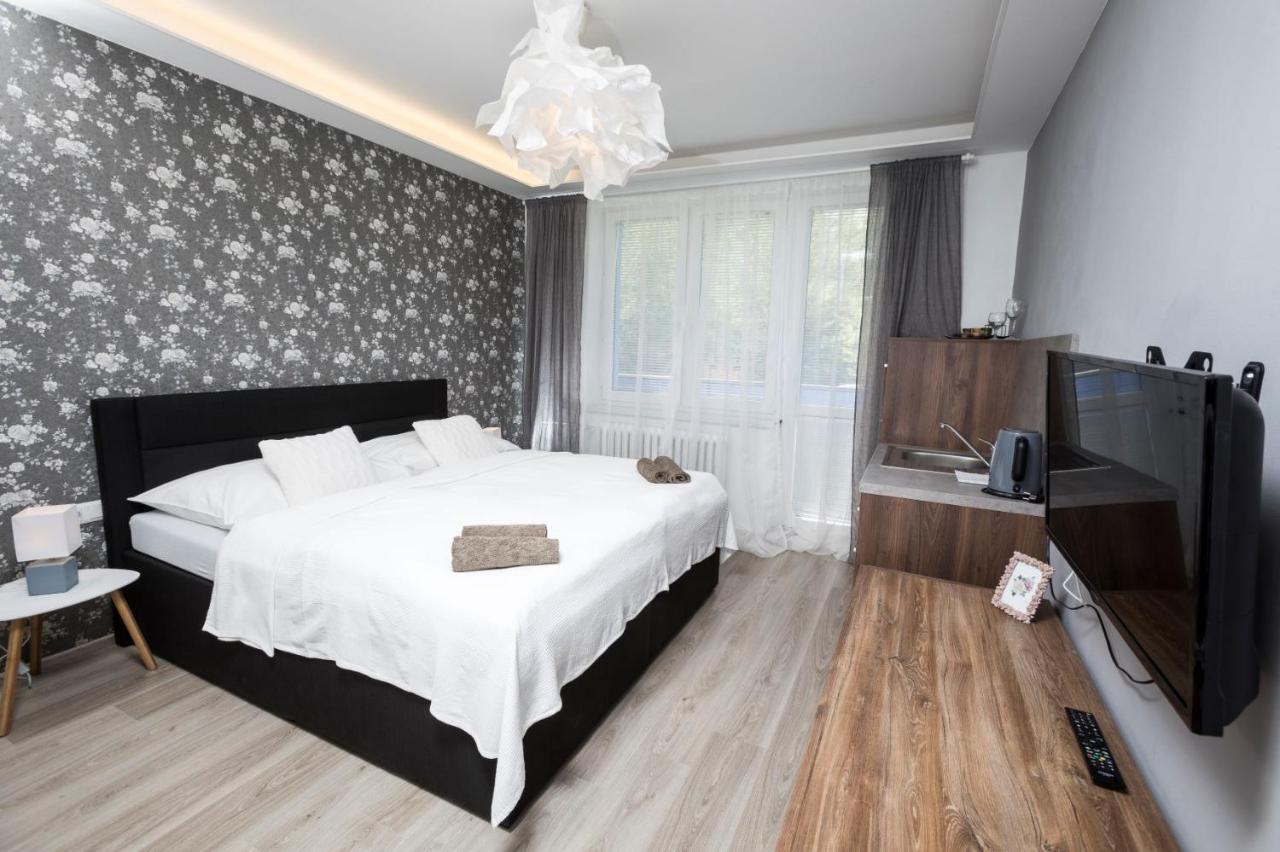 STING Apartmány Třinec Esterno foto